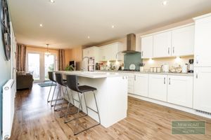 Photo 21- click for photo gallery